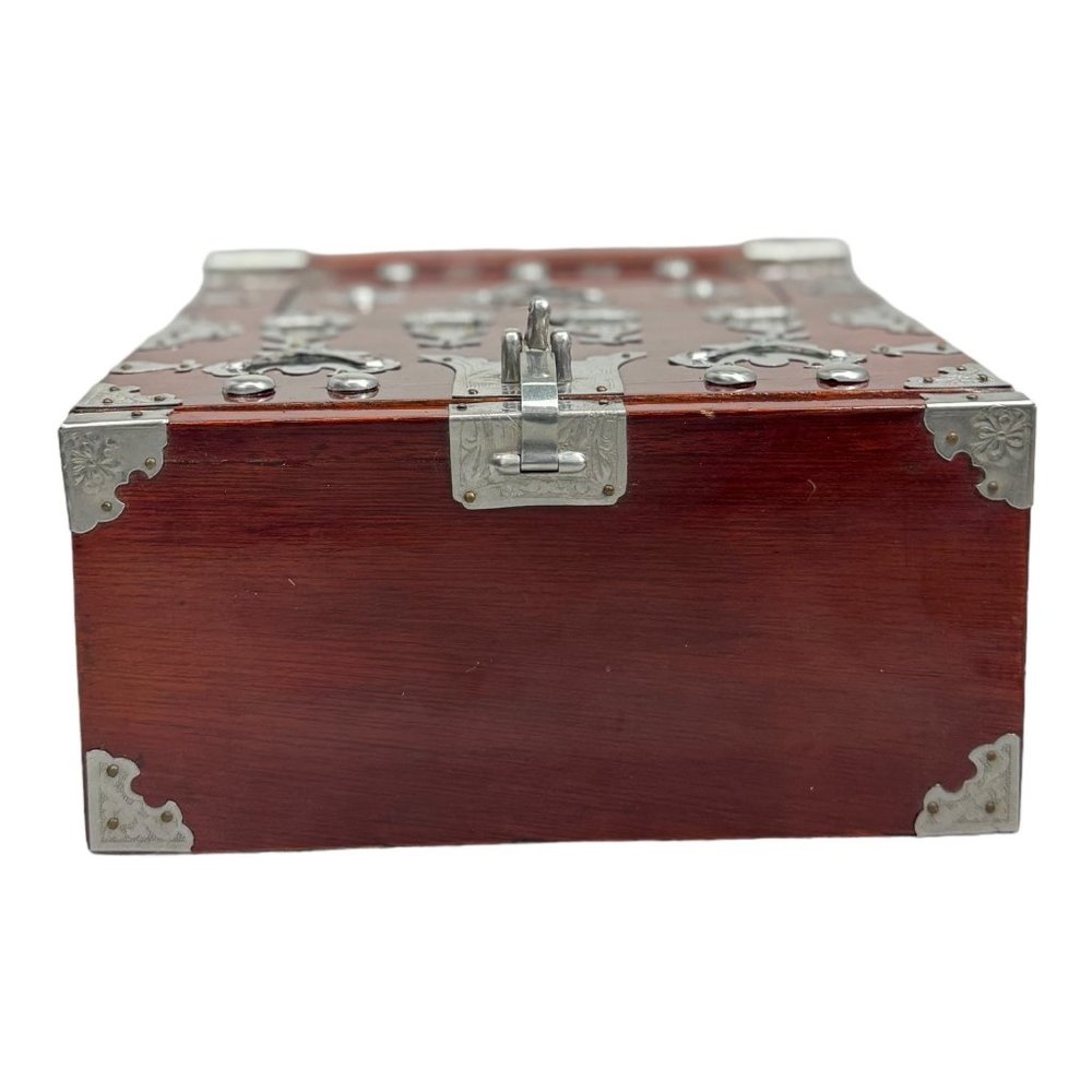 Vintage 1900s Korean Wood Jewellery Box 3 drawers with Intricate Metal Design - Picture 9 of 10